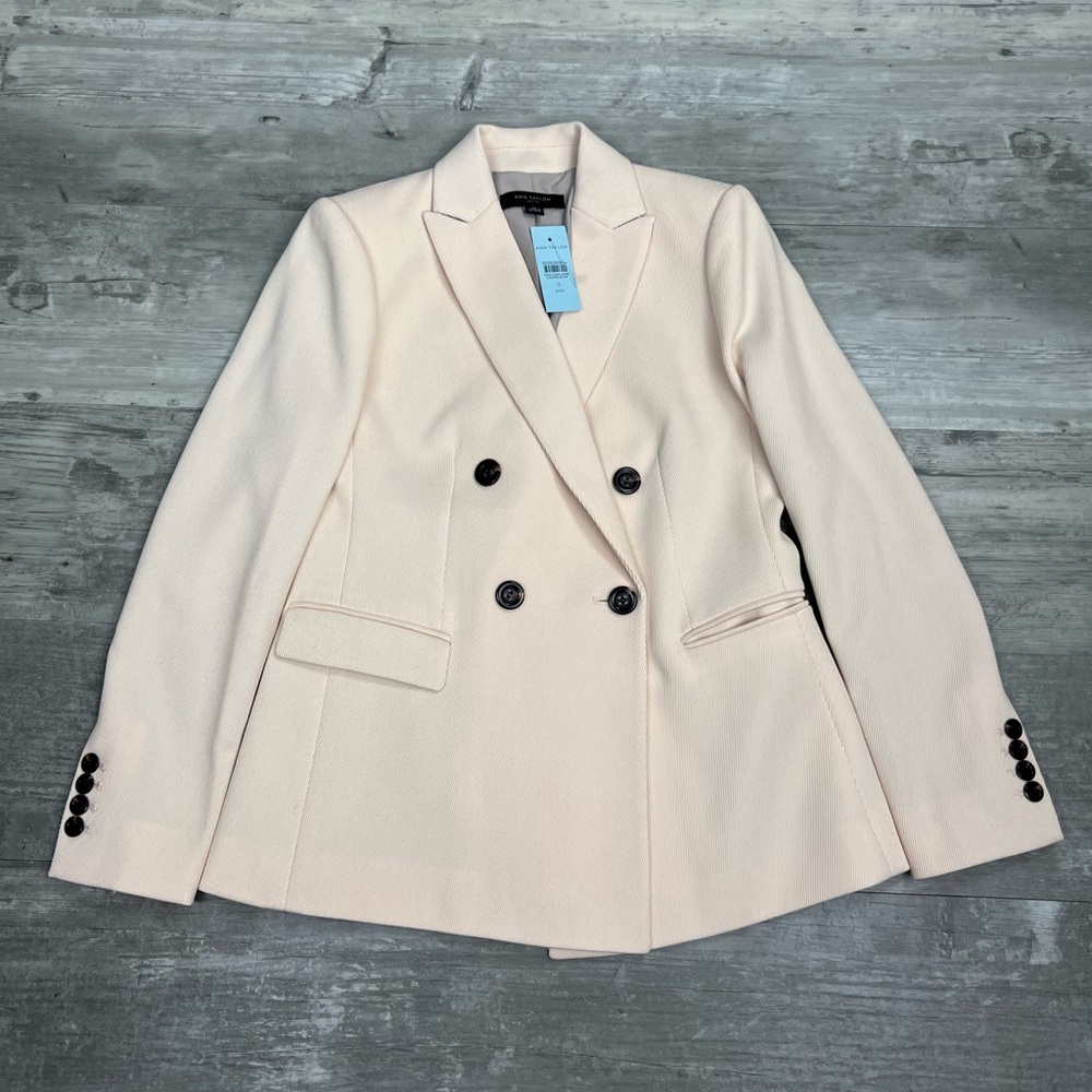 NWT Ann Taylor Cream Colored Blazer Size 0 Petite